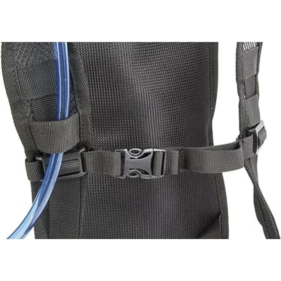 M-Wave Backpackwith 2 Litre Water Bladder