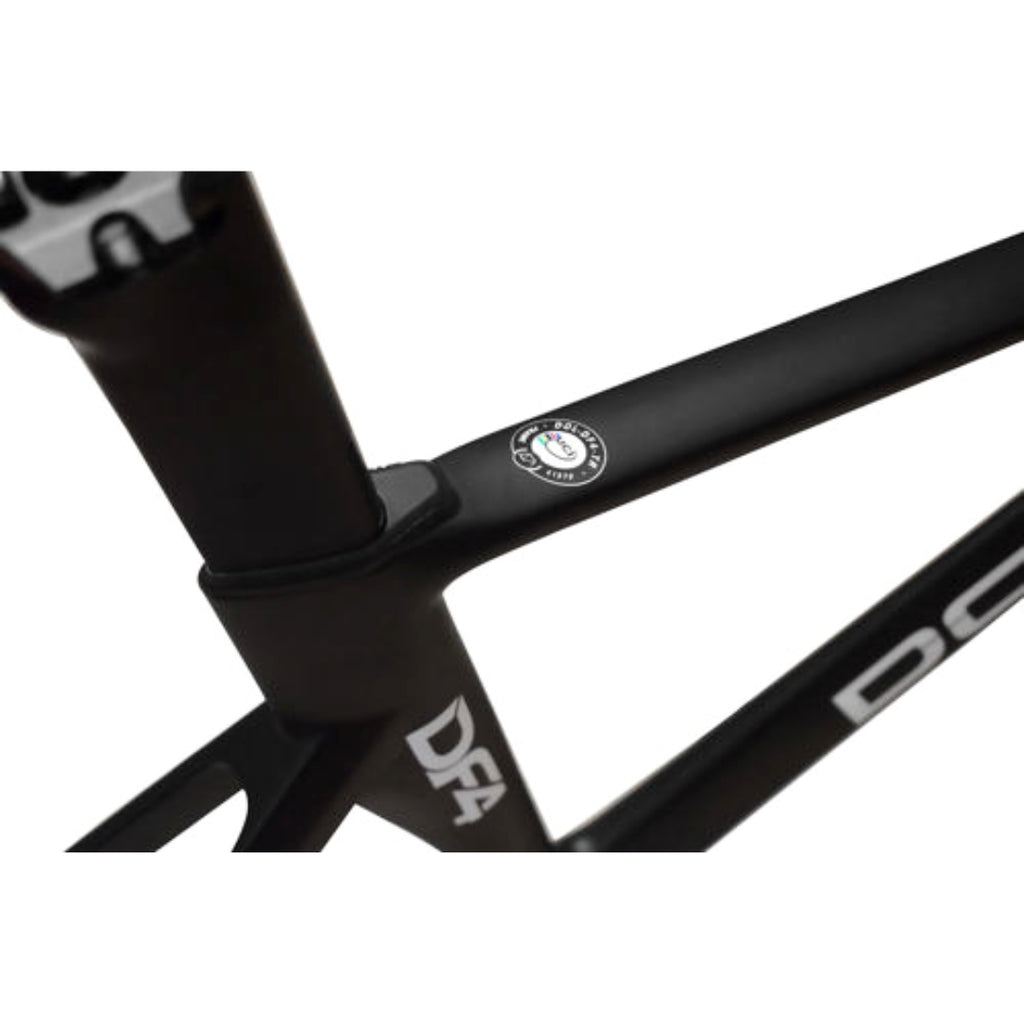 Dolan Df4 | Framset