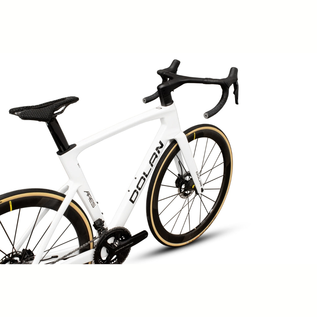 Dolan Ares Disc Carbon Road Bike- Shimano 105 12spd