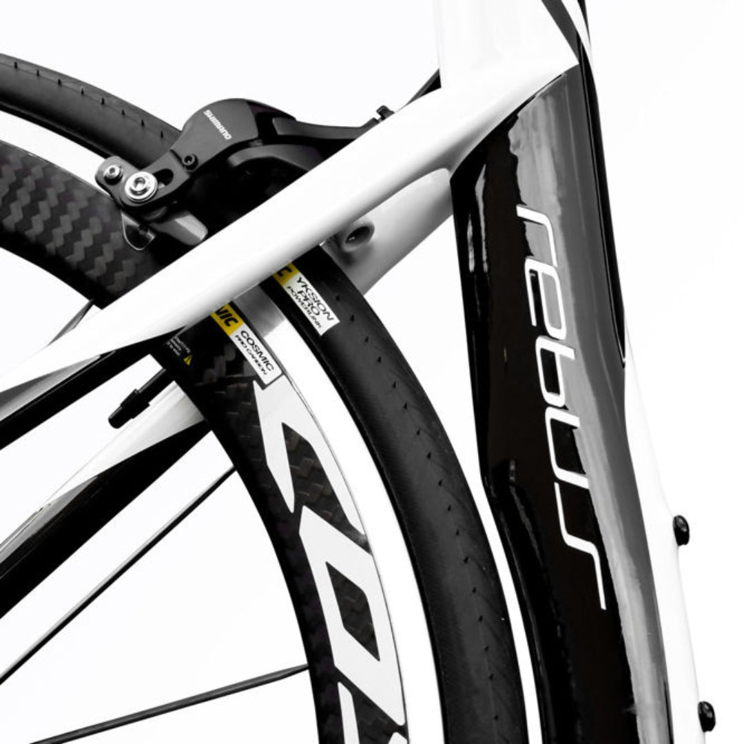 Dolan Rebus Carbon Road Aero Bike Shimano 105